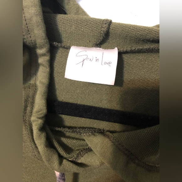 Pullover hoodie - Picture 3 of 3